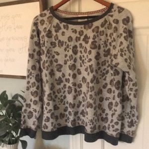 Sweater leopard print